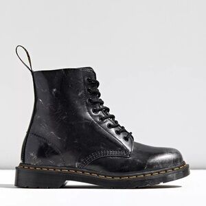 Dr. Martens 1460 Pascal Italian Brush Boot 8-Eye Black Silver Distressed Size 7